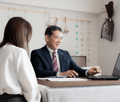 楽しく話す人たち